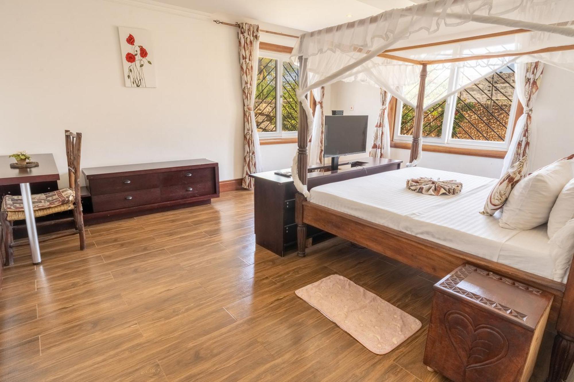 Queens Chateau Boutique Villa 디아니 해변 외부 사진