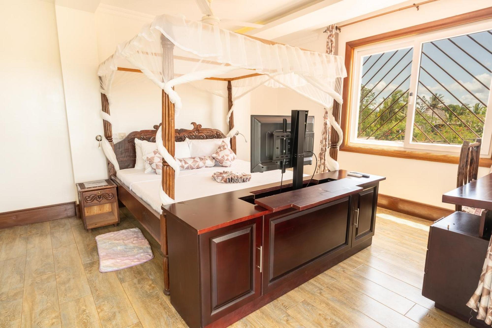 Queens Chateau Boutique Villa 디아니 해변 외부 사진
